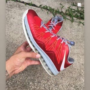 Lebron x low “university red”💥🌶🤤
